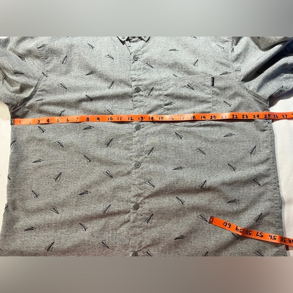 MOLOKAI Gray paper airplane print short sleeve shirt size XXL. - Picture 10 of 11